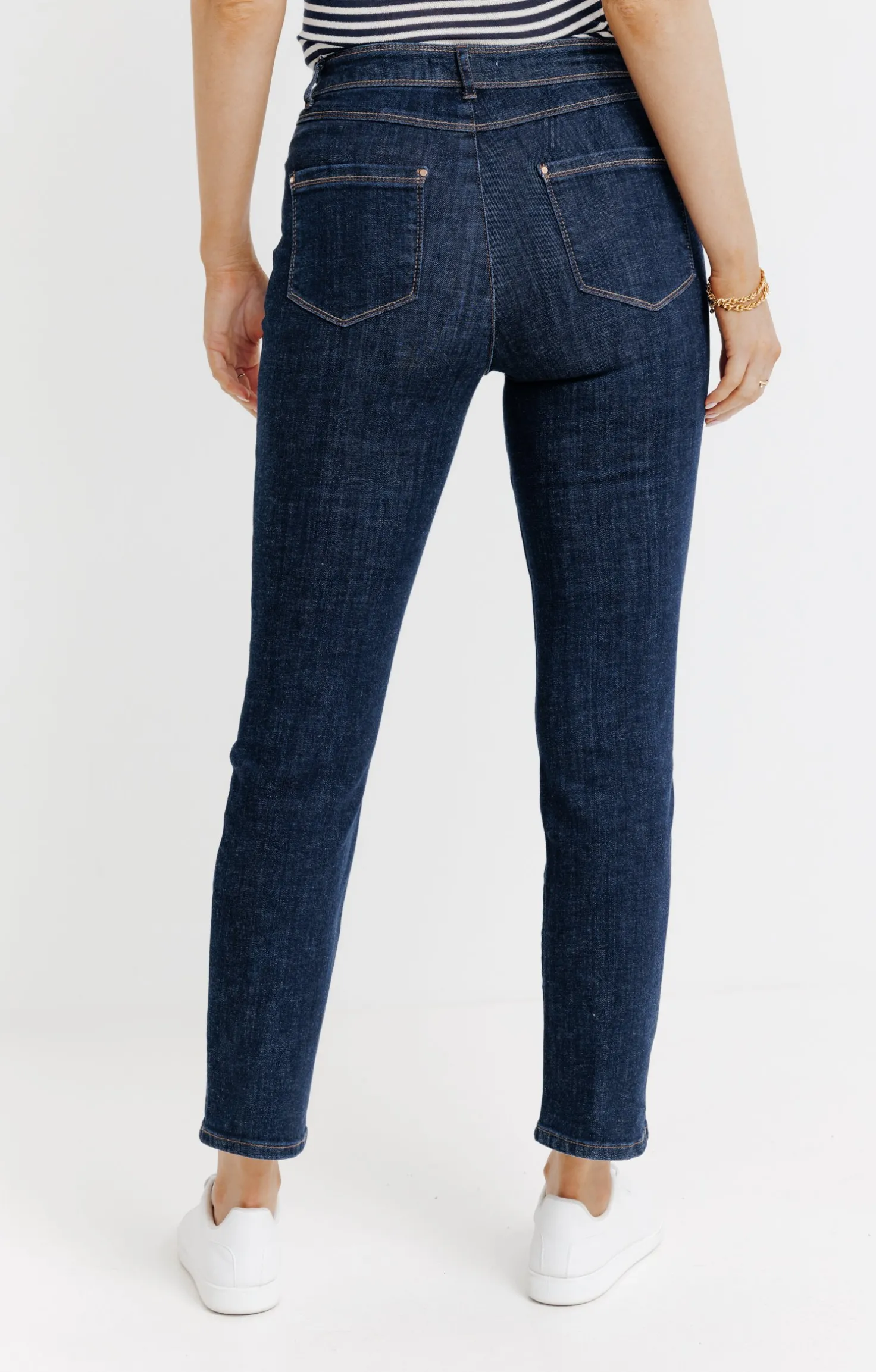 Armand Thiery Pantalon 7/8 en denim brut - Bleu Shop