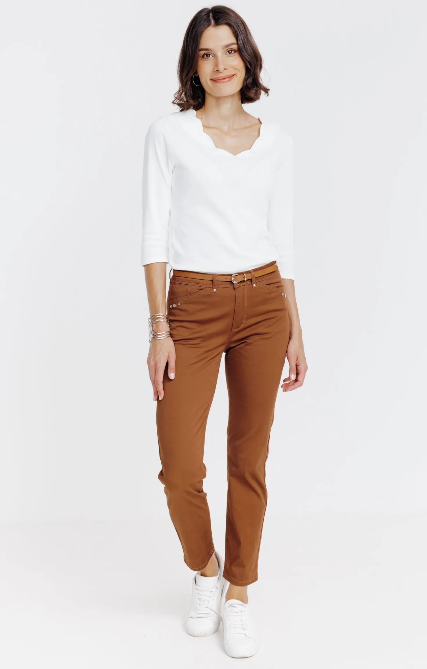 Armand Thiery Pantalon 7/8 forme chino avec ceinture - Marronclair Outlet