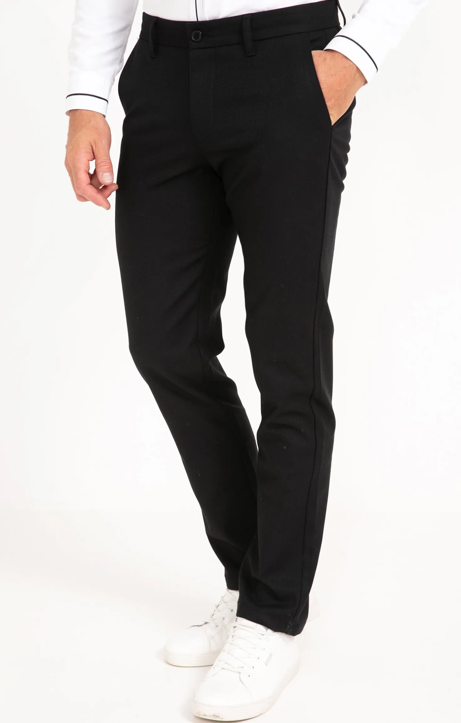 Armand Thiery Pantalon chino Ricky - Noir Fashion