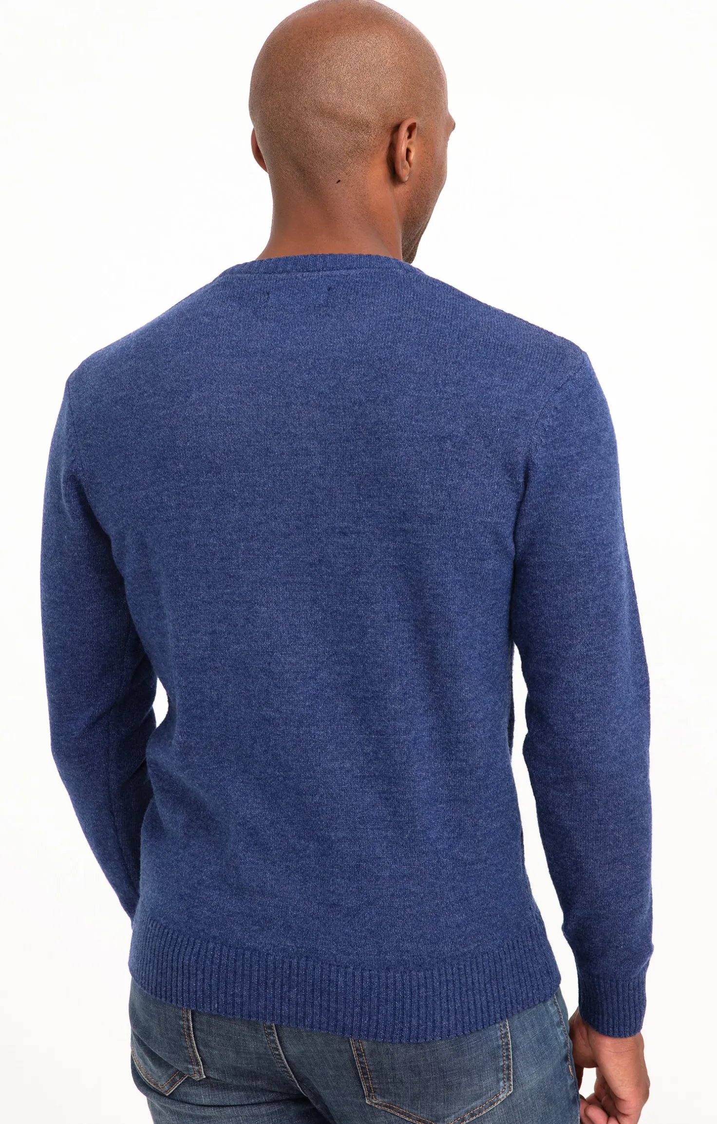 Armand Thiery Pull col rond uni - Bleudur Outlet